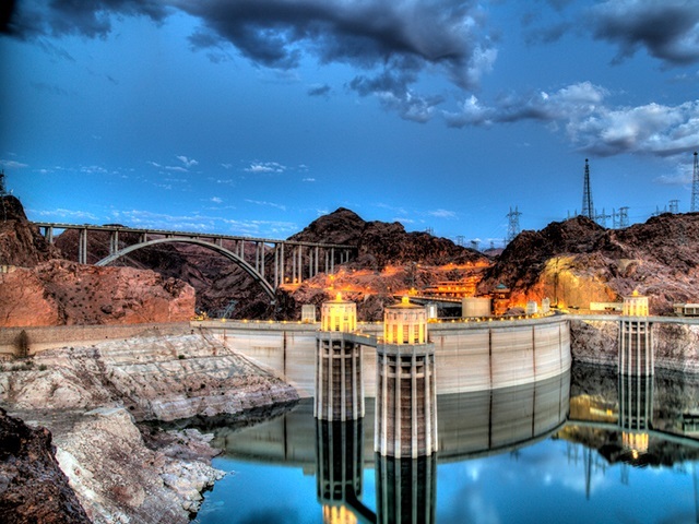 Hoover Dam Premium BUS Tour from Las Vegas