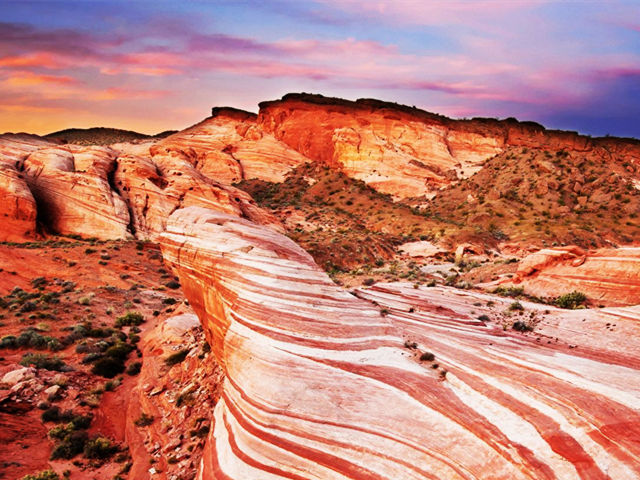 Tour di 1 giorno al Valley of Fire State Park, Seven Magic Mountains e al cartello di benvenuto alla favolosa Las Vegas