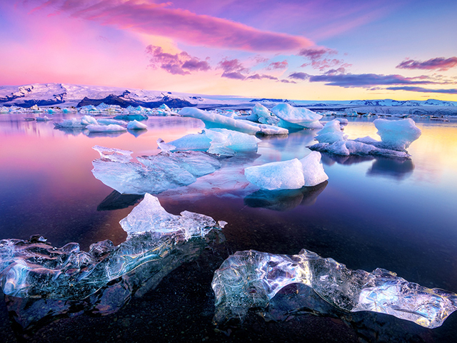 Anchorage: Matanuska Glacier Hiking One-Day Tour, round trip takes approximately 7-8 hours in total