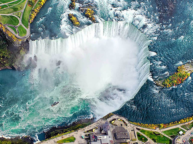 1-Day Niagara Falls USA-Canada Border Tour from Buffalo (English Group)