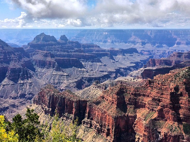 1-Day Tour from Las Vegas, Airplane Air + Ground Tour of West Rim + Shuttle to Guano Point & Eagle Point