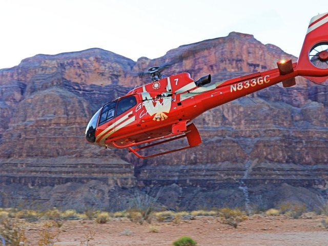 「Vip Grand Canyon Heli,Boat & skywalk Tour」Helicopter Canyon Floor Landing | Pontoon Boat Ride | Shuttle to Eagle Point | Skywalk Admission & Meal Included |  Hotel Transfers from select hotels