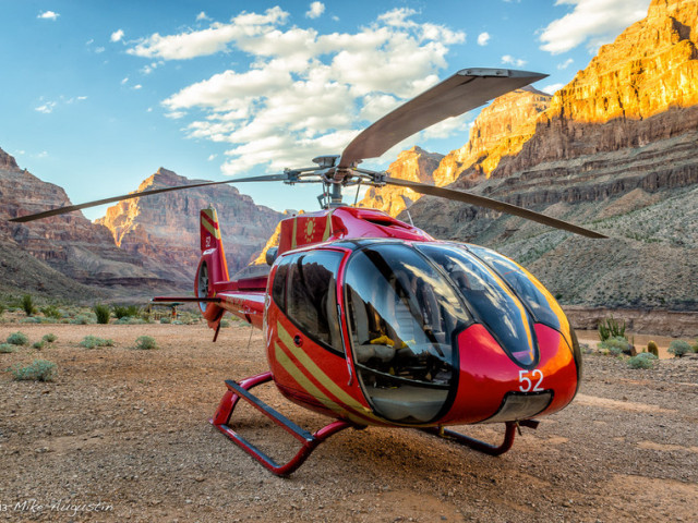 GRAND CELEBRATION, Helicopter Landing on Canyon floor at Grand Canyon West Rim, Champagne & Light Picnic