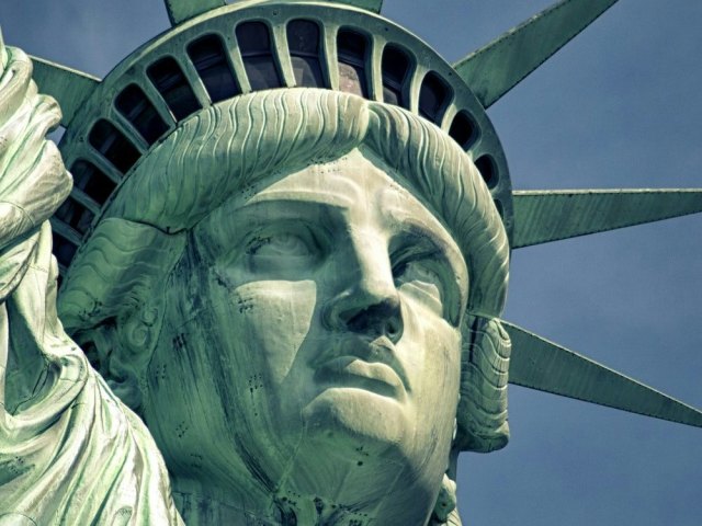 Liberty & Ellis Island Ferry NJ