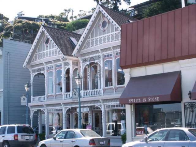 SF-12729 gallery 8