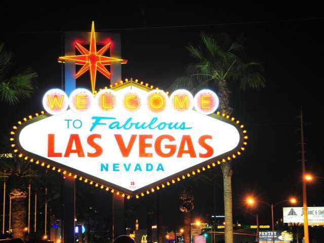 [7-14 Person Small Group] Night Tour of Las Vegas - Popular Nighttime Attractions